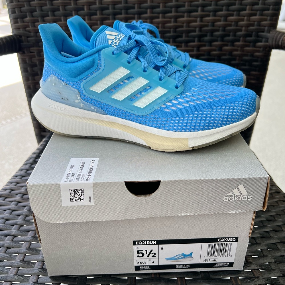 Adidas EQ21 Run Sky Blue Women’s Size 5.5 Sneakers New